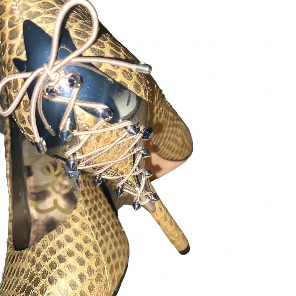 Sam Edelman Evan Snakeskin Gold Spike Heels Size 6 - Picture 10 of 15